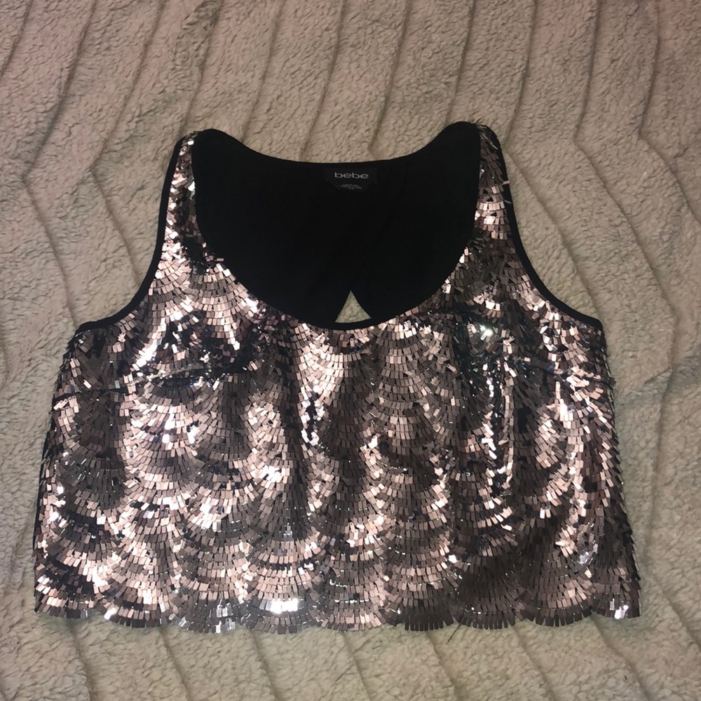 Bebe sz Med. Shiny open back top!